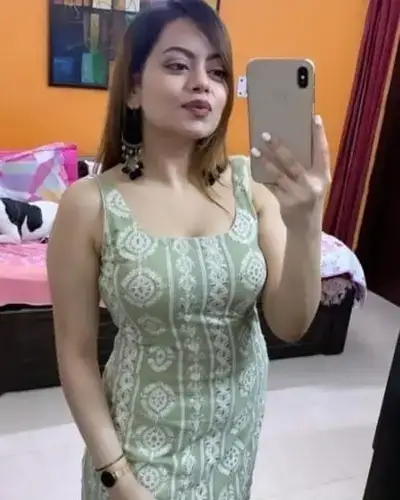Call Girl in Lokhandwala